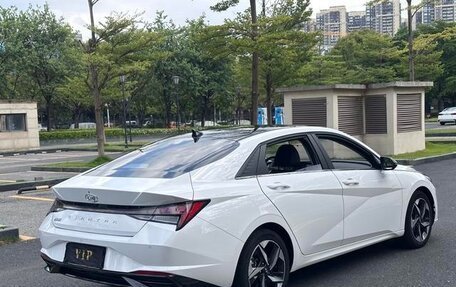 Hyundai Elantra, 2021 год, 1 400 000 рублей, 5 фотография