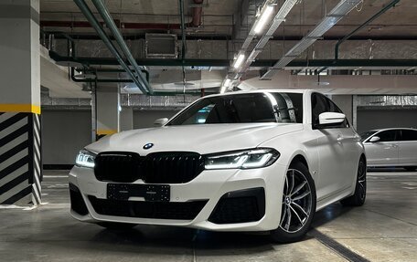 BMW 5 серия, 2021 год, 5 050 000 рублей, 2 фотография