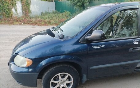 Chrysler Voyager IV, 2001 год, 450 000 рублей, 8 фотография