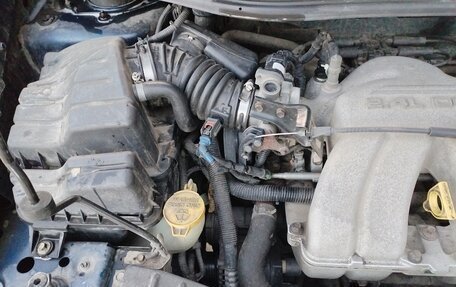 Chrysler Voyager IV, 2001 год, 450 000 рублей, 5 фотография