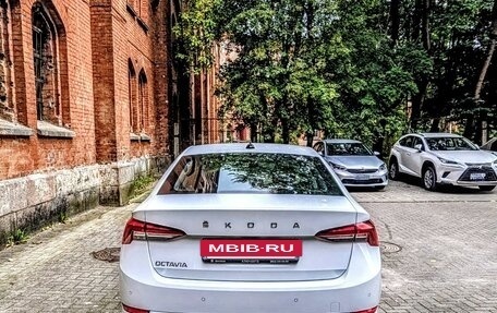 Skoda Octavia IV, 2021 год, 2 850 000 рублей, 2 фотография