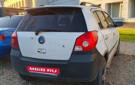 Geely MK Cross I, 2013 год, 220 000 рублей, 2 фотография