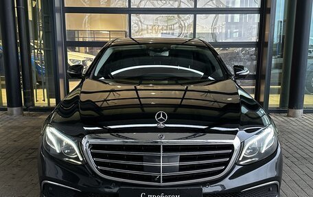 Mercedes-Benz E-Класс, 2016 год, 3 350 000 рублей, 2 фотография