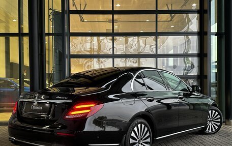 Mercedes-Benz E-Класс, 2016 год, 3 350 000 рублей, 5 фотография