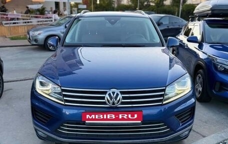 Volkswagen Touareg III, 2015 год, 2 950 000 рублей, 6 фотография