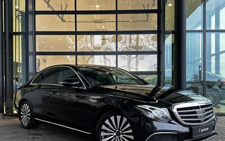 Mercedes-Benz E-Класс, 2016 год, 3 350 000 рублей, 3 фотография