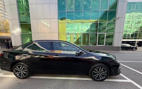 Toyota Camry, 2017 год, 1 700 000 рублей, 6 фотография