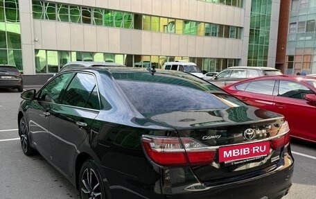 Toyota Camry, 2017 год, 1 700 000 рублей, 3 фотография