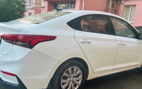 Hyundai Solaris II рестайлинг, 2019 год, 919 000 рублей, 2 фотография