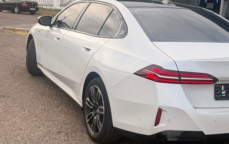 BMW 5 серия, 2024 год, 8 200 000 рублей, 3 фотография