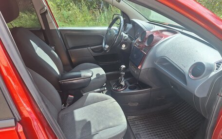 Ford Fiesta, 2007 год, 310 000 рублей, 12 фотография