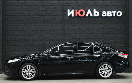 Toyota Camry, 2019 год, 2 800 000 рублей, 8 фотография