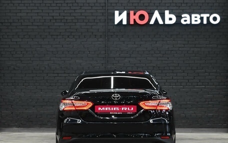 Toyota Camry, 2019 год, 2 800 000 рублей, 5 фотография