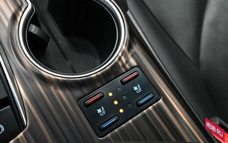 Toyota Camry, 2019 год, 2 800 000 рублей, 21 фотография