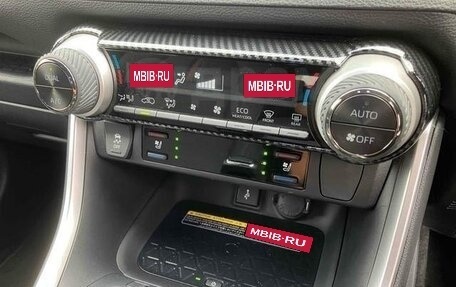 Toyota RAV4, 2022 год, 2 550 000 рублей, 13 фотография
