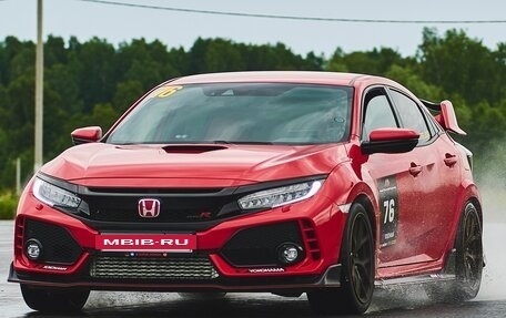 Honda Civic Type R IX, 2019 год, 4 400 000 рублей, 16 фотография