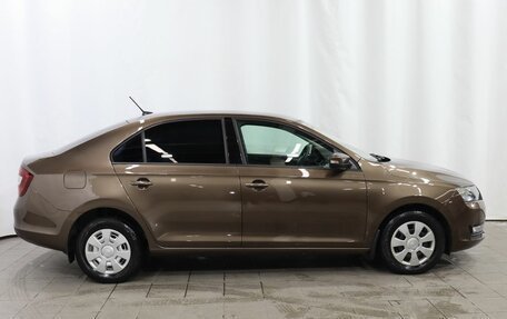 Skoda Rapid I, 2018 год, 950 000 рублей, 7 фотография