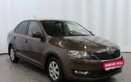 Skoda Rapid I, 2018 год, 950 000 рублей, 3 фотография