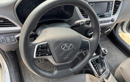 Hyundai Solaris II рестайлинг, 2021 год, 1 480 000 рублей, 10 фотография