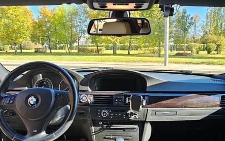 BMW 3 серия, 2011 год, 1 550 000 рублей, 14 фотография