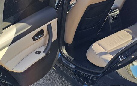 BMW 3 серия, 2011 год, 1 550 000 рублей, 19 фотография