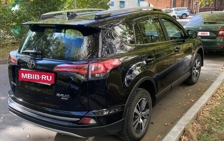 Toyota RAV4, 2017 год, 1 900 000 рублей, 3 фотография