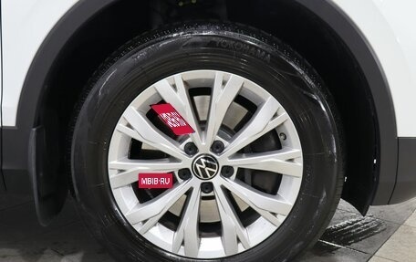 Volkswagen Tiguan II, 2021 год, 2 950 000 рублей, 9 фотография