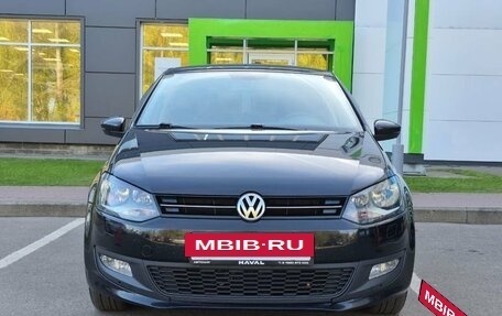 Volkswagen Polo VI (EU Market), 2013 год, 729 000 рублей, 2 фотография