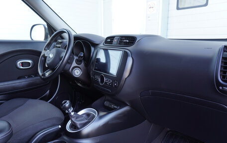 KIA Soul II рестайлинг, 2018 год, 1 550 000 рублей, 19 фотография