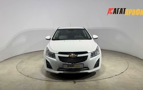 Chevrolet Cruze II, 2013 год, 850 000 рублей, 2 фотография