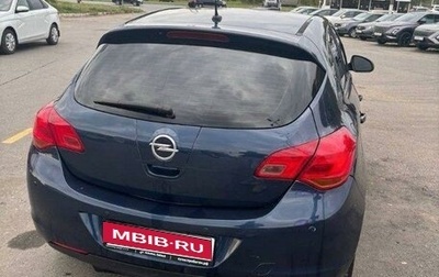Opel Astra J, 2010 год, 635 000 рублей, 1 фотография