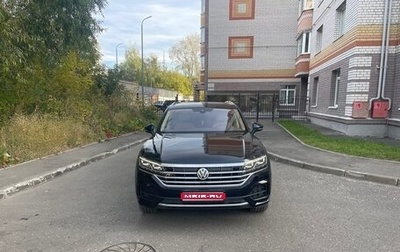 Volkswagen Touareg III, 2018 год, 5 300 000 рублей, 1 фотография