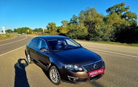 Volkswagen Passat B6, 2007 год, 650 000 рублей, 3 фотография
