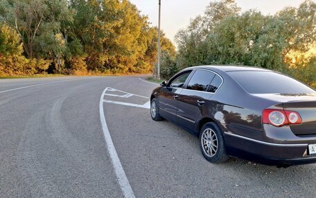 Volkswagen Passat B6, 2007 год, 650 000 рублей, 39 фотография