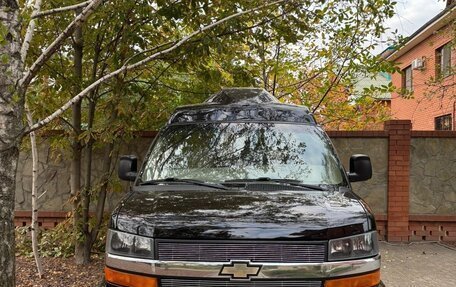 Chevrolet Express II, 2013 год, 2 950 000 рублей, 3 фотография