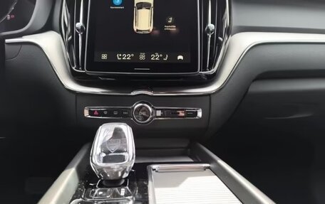 Volvo XC60 II, 2025 год, 9 790 000 рублей, 15 фотография