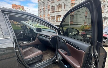 Lexus RX IV рестайлинг, 2021 год, 5 150 000 рублей, 10 фотография