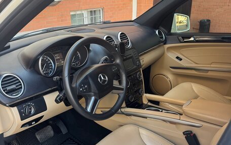 Mercedes-Benz GL-Класс, 2010 год, 2 000 000 рублей, 7 фотография