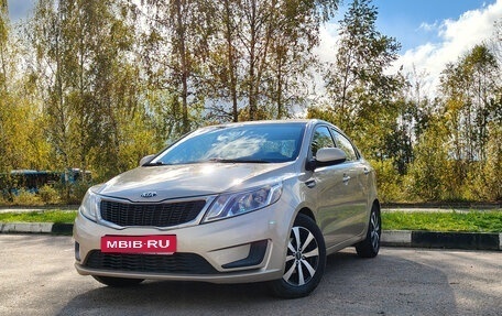 KIA Rio III рестайлинг, 2014 год, 950 000 рублей, 1 фотография