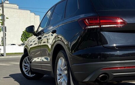 Volkswagen Touareg III, 2019 год, 3 990 000 рублей, 3 фотография