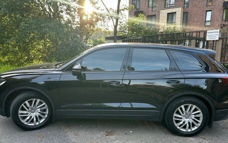 Volkswagen Touareg III, 2019 год, 3 990 000 рублей, 9 фотография