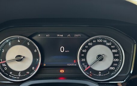 Volkswagen Touareg III, 2019 год, 3 990 000 рублей, 14 фотография