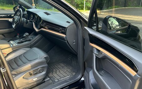 Volkswagen Touareg III, 2019 год, 3 990 000 рублей, 20 фотография
