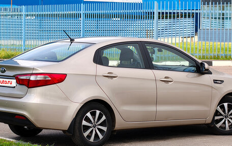 KIA Rio III рестайлинг, 2014 год, 950 000 рублей, 5 фотография