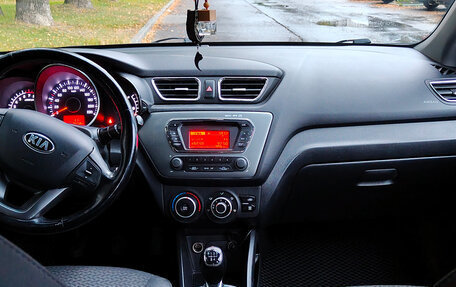 KIA Rio III рестайлинг, 2014 год, 950 000 рублей, 9 фотография