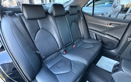 Toyota Camry, 2021 год, 3 000 000 рублей, 18 фотография