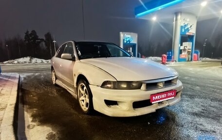 Mitsubishi Galant VIII, 2000 год, 320 000 рублей, 1 фотография