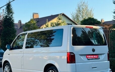 Volkswagen Caravelle T6 рестайлинг, 2019 год, 3 600 000 рублей, 6 фотография