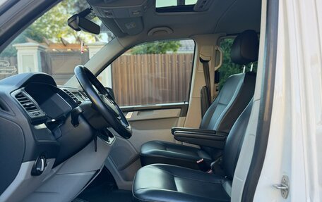 Volkswagen Caravelle T6 рестайлинг, 2019 год, 3 600 000 рублей, 11 фотография