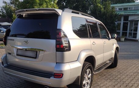 Toyota Land Cruiser Prado 120 рестайлинг, 2007 год, 2 100 000 рублей, 6 фотография